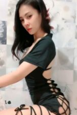 Amora Mango Live Hot Dance