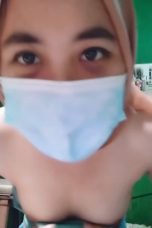 Jilbab Tocil Show Remas Toket