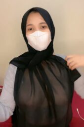 Belahan Dada Jilbaber Nakal