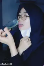 Ukthi Paruh Baya Live Goyang Hot