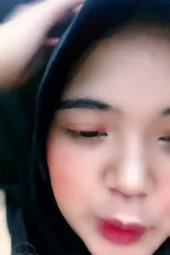 Jilbab Chubby Pepek Gundul Masturbasi