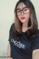 Jema Colmew Pake Batang Lipstik