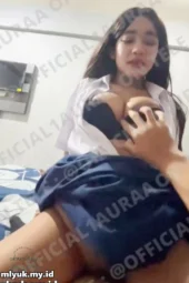 Laura Tobrut Skin Seragam SMP