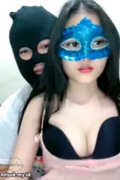 Evana Host Manis Kembali Live Barbar