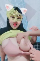 Hijab Toket Biadab Digrepe Pasangan Kencan