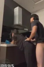 Istri Lagi Masak Mie Disodok Dari Belakang