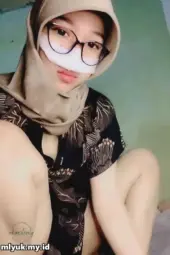 Ukhti Dasteran Nungging Dua Lubang Disodok