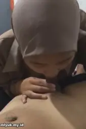 Pacaran Berhubungan Badan Tanpa Lepas Kerudung