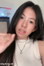 Konten Baru Fifi Hijab Viral Eksib