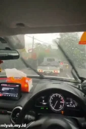 Mahasiswi Bali Oral Seks Di Dalam Mobil