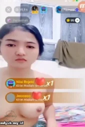 Ngewe Threesome Bersama Pacar Dan Adiknya