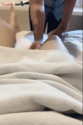 Kang Urut Ganteng Memuaskan Tante Kesepian