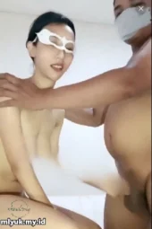 Pak RT Gendut Minta Jatah Cewek Michat