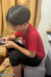 Kang AC Ngentot Cewek Bondol Cantik