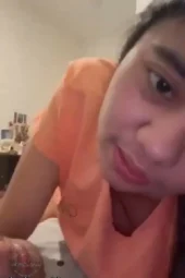 Nafsu Besar Cewekku Berkumis Tipis