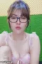 instruktur Yoga Cantik Seksi Bercucuran Keringat